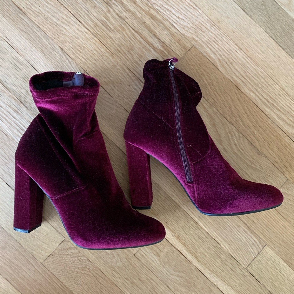 Steve Madden Velvet Booties